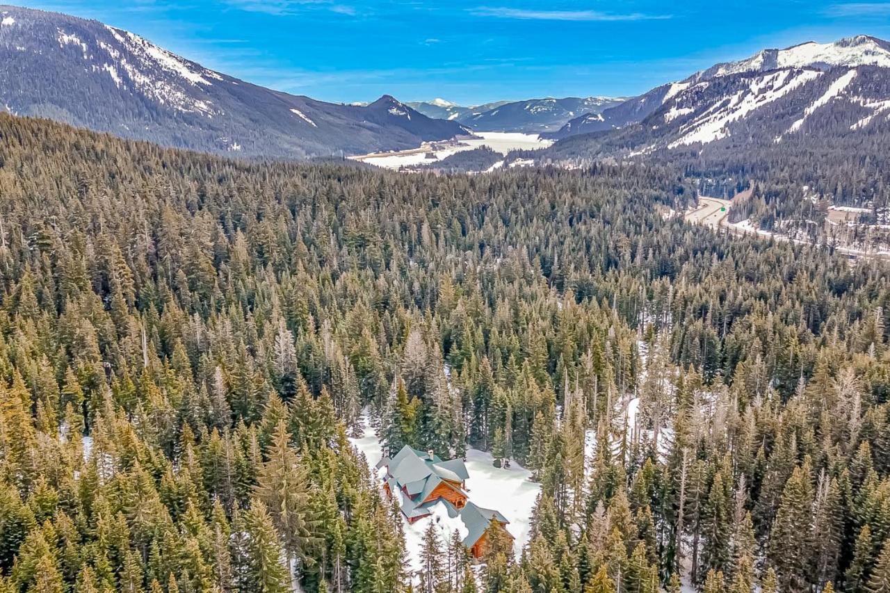 Seattle Mountain Home Snoqualmie Pass Exterior photo